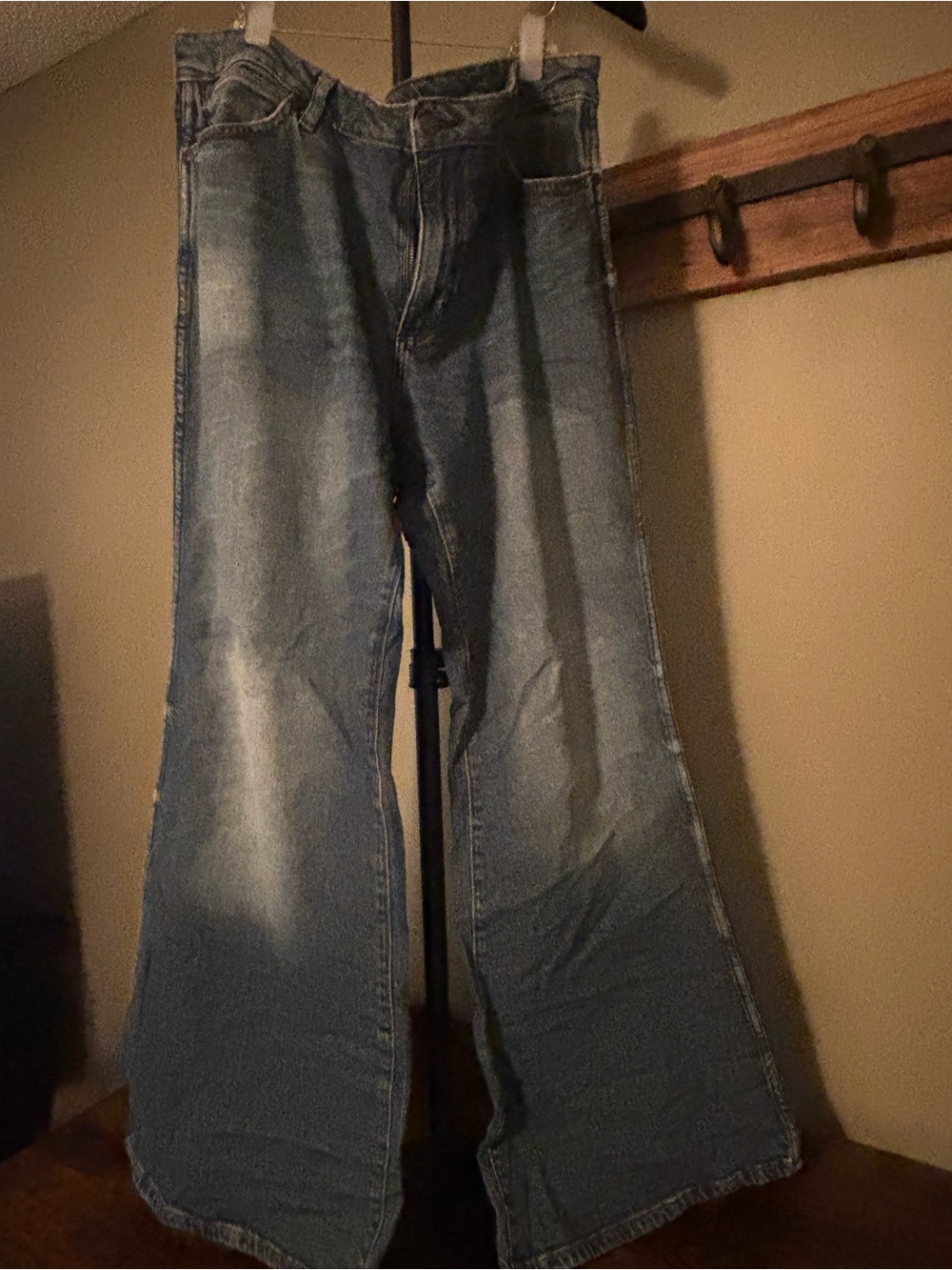 Wrangler Women's Blue Flared Wide Leg Jeans